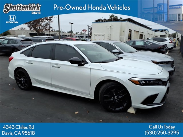 2022 Honda Civic Sport's photo