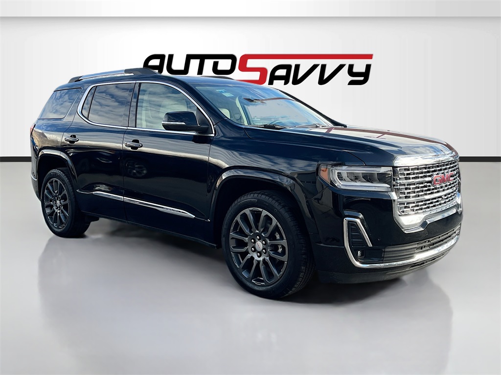 2023 GMC Acadia Denali's photo