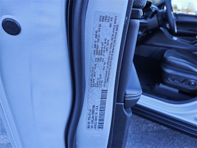 2025 Jeep Grand Cherokee L Altitude 4x2