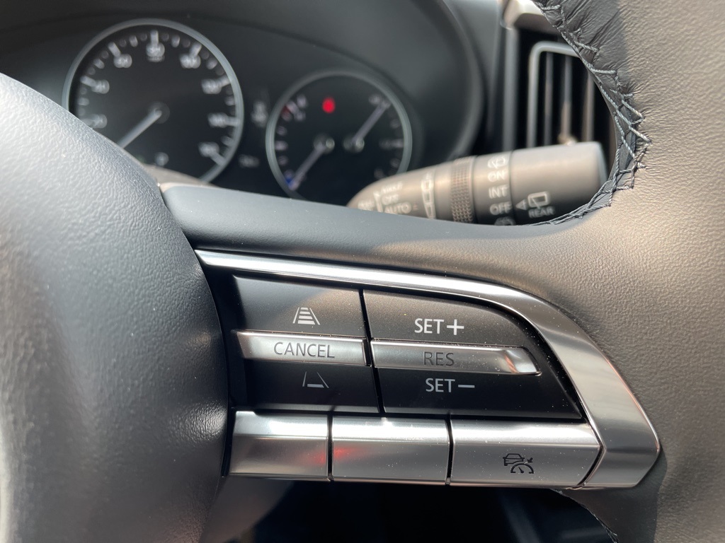 2025 Mazda CX-50 2.5 Preferred photo 12