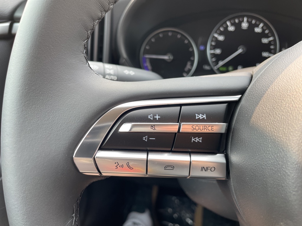2025 Mazda CX-50 2.5 Preferred photo 13