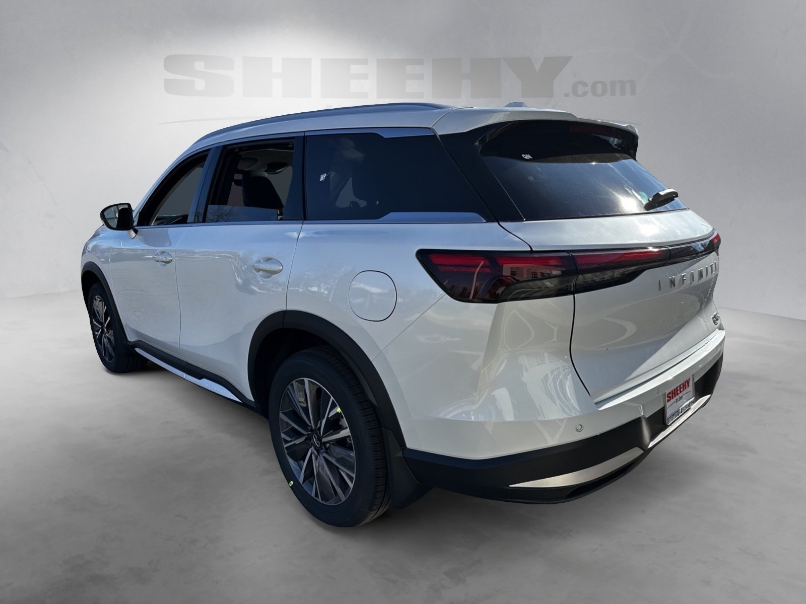 2026 Infiniti QX60 Luxe AWD photo 3