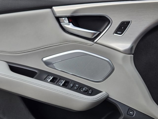 used 2023 Acura RDX car, priced at $32,600