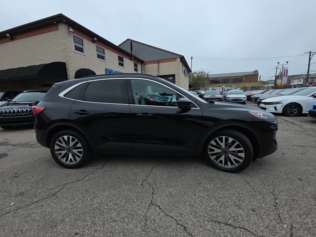 used 2021 Ford Escape Hybrid car, priced at $13,895