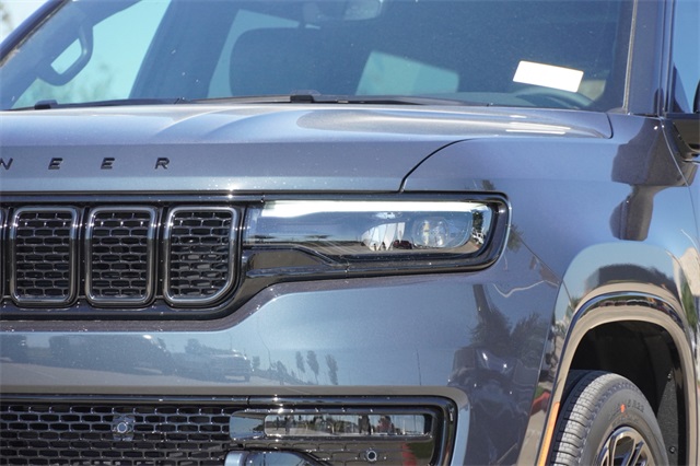 New 2025 Jeep Wagoneer SUV