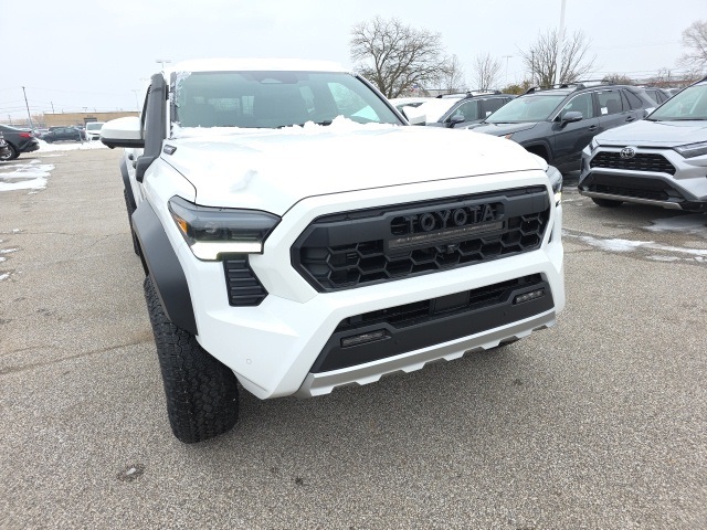 2025 Toyota Tacoma Trailhunter's photo