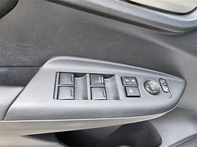 2016 Honda Fit LX photo 15