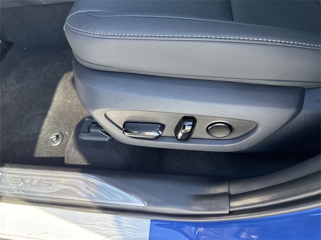 2025 Lexus NX 250 Premium photo 4