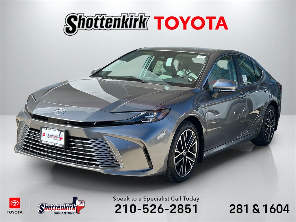 2026 Toyota Camry XLE's photo