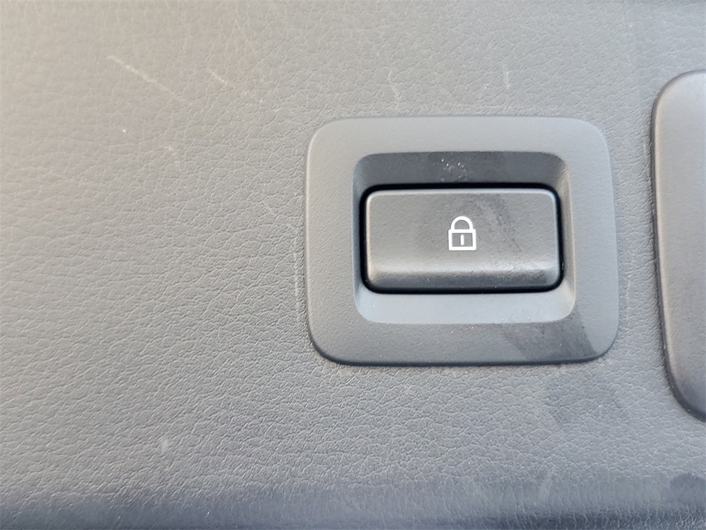 used 2023 Mazda CX-30 car, priced at $19,495