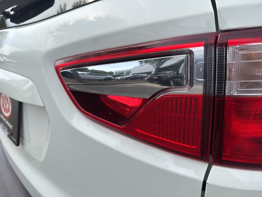 2020 Ford EcoSport SE photo 26