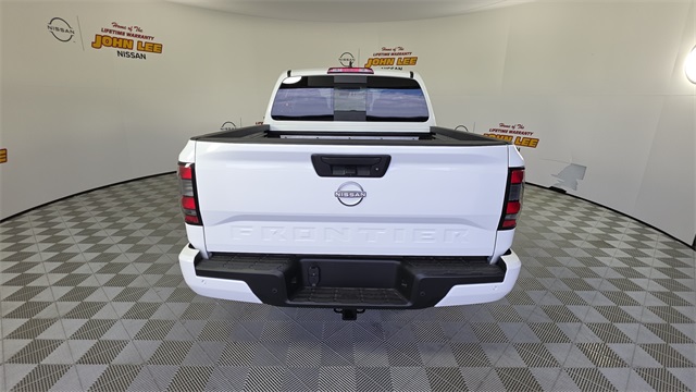 2025 Glacier White Nissan Frontier SV RWD Truck