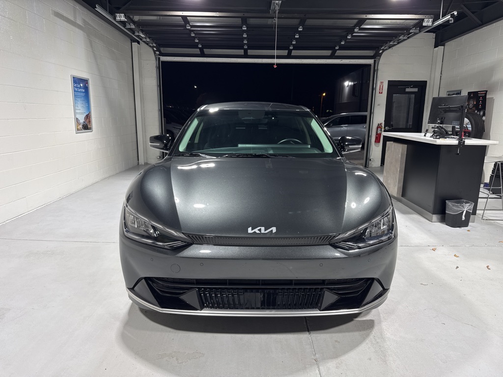 Used 2024 Kia EV6 Wind with VIN KNDC3DLC4R5188054 for sale in Nashville, TN