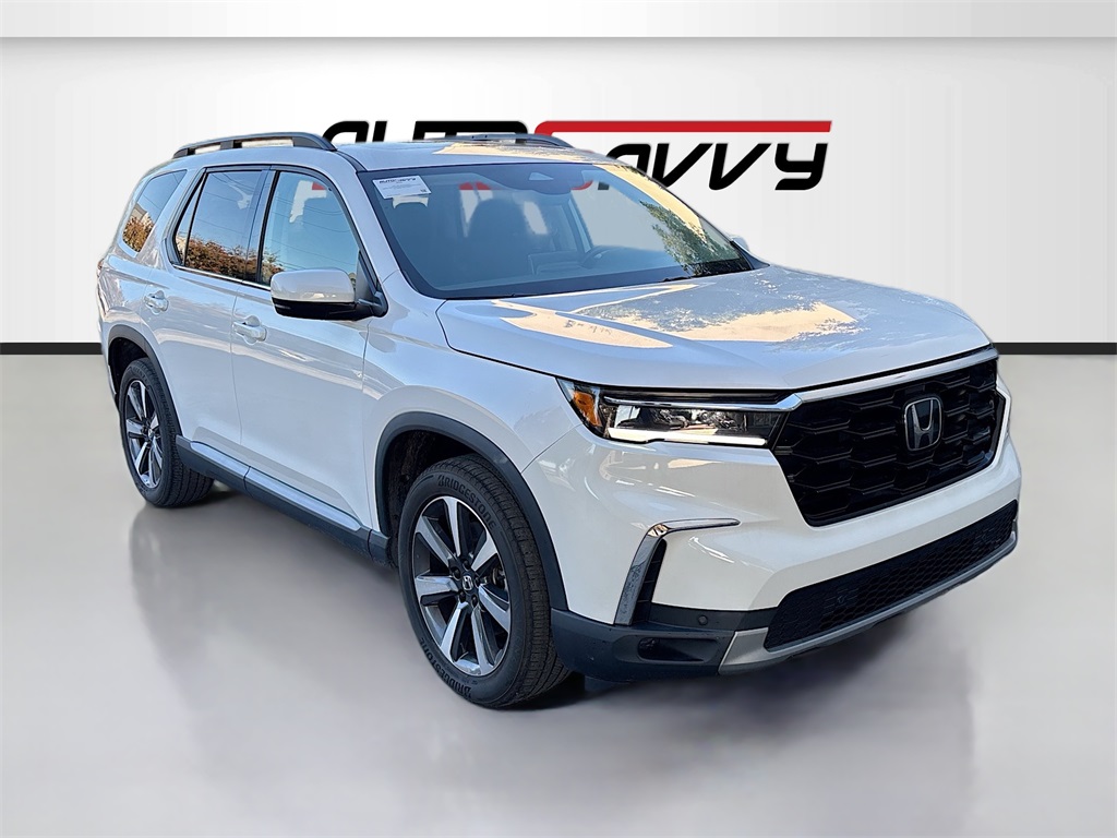 2023 Honda Pilot Touring's photo