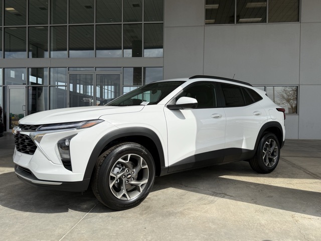 new 2026 Chevrolet Trax car, priced at $25,590