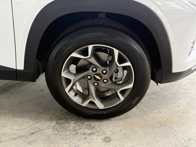 new 2026 Chevrolet Trax car, priced at $25,590