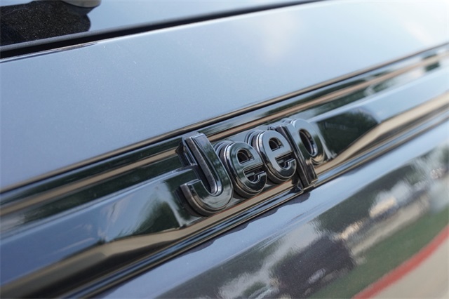 2025 Jeep Grand Cherokee Altitude X photo 8