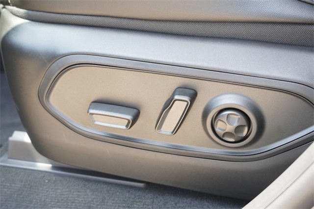 2025 Jeep Grand Cherokee Altitude X photo 17