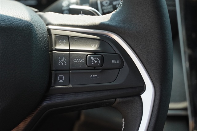 2025 Jeep Grand Cherokee Altitude X photo 23
