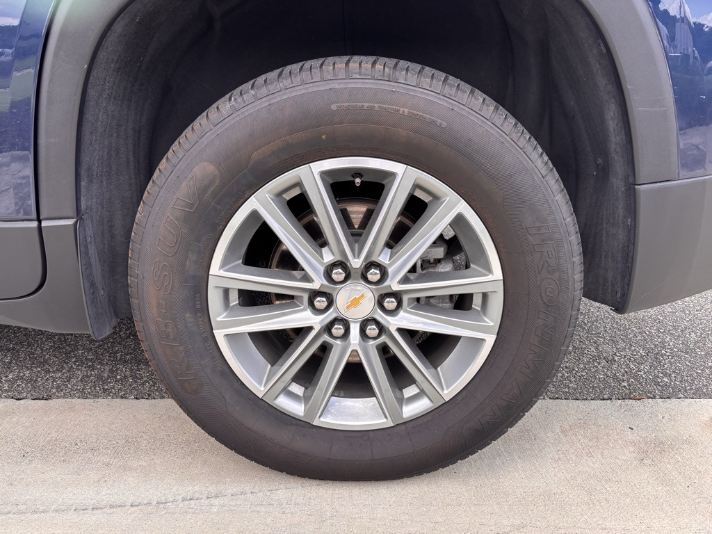 Used 2023 Chevrolet Traverse FWD SUV for sale #SX1403 - photo 12