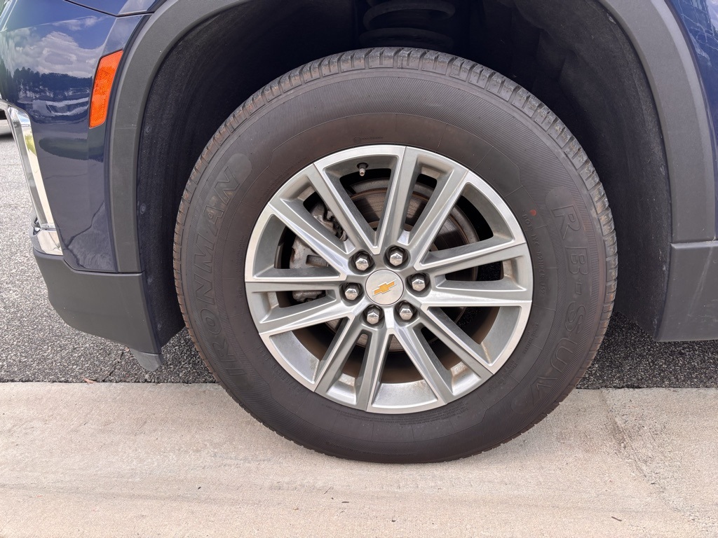 Used 2023 Chevrolet Traverse FWD SUV for sale #SX1403 - photo 13