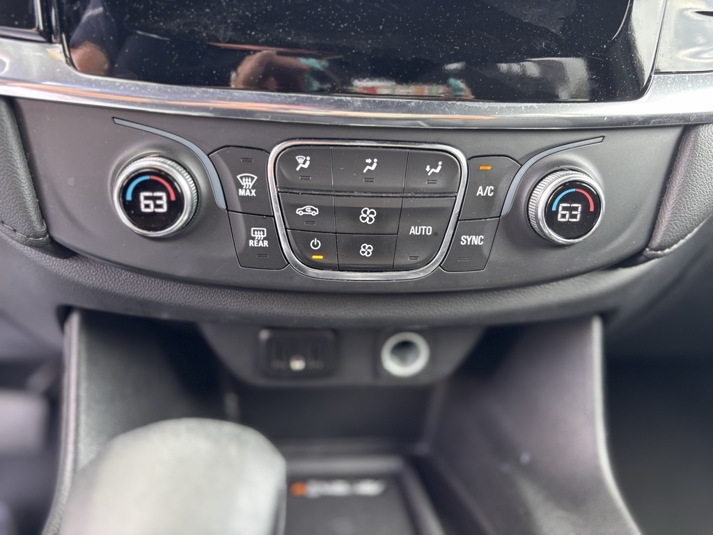 Used 2023 Chevrolet Traverse FWD SUV for sale #SX1403 - photo 31