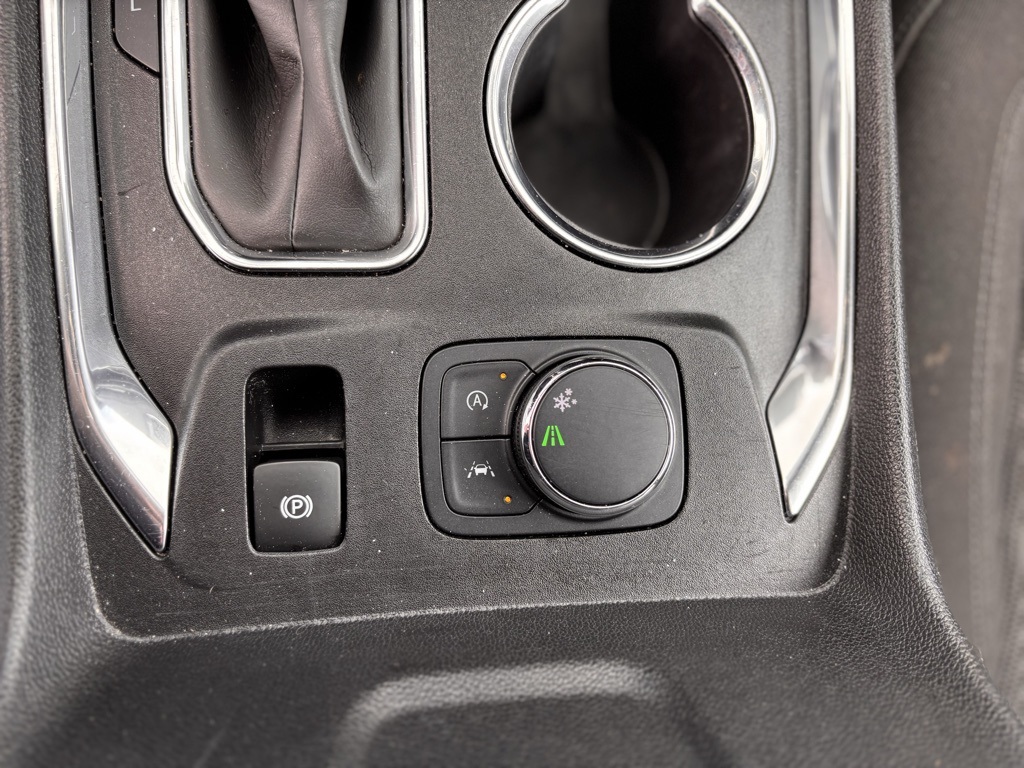 Used 2023 Chevrolet Traverse FWD SUV for sale #SX1403 - photo 33