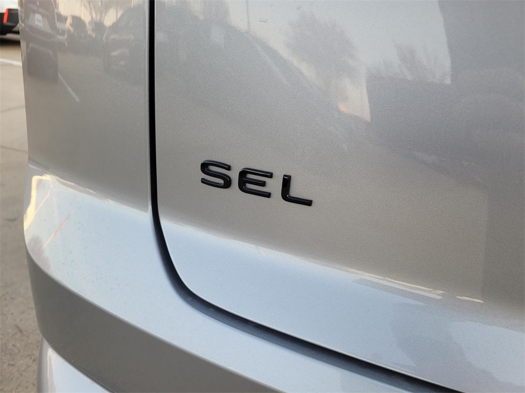 used 2025 Volkswagen Atlas Cross Sport car, priced at $42,300