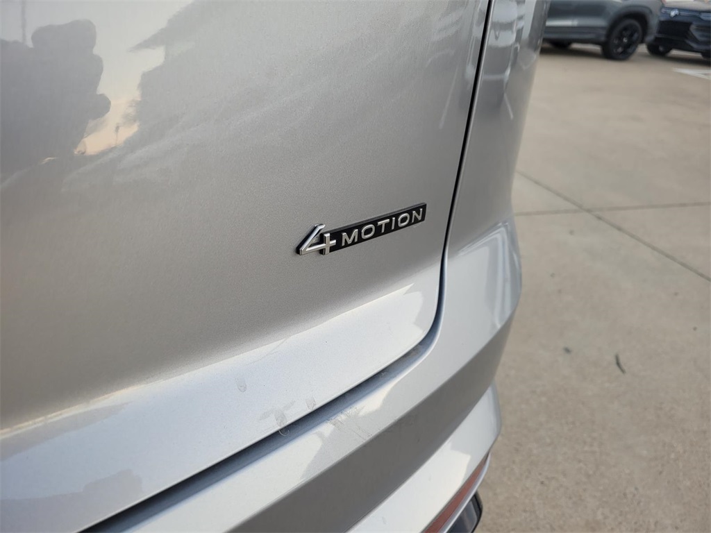 used 2025 Volkswagen Atlas Cross Sport car, priced at $42,300