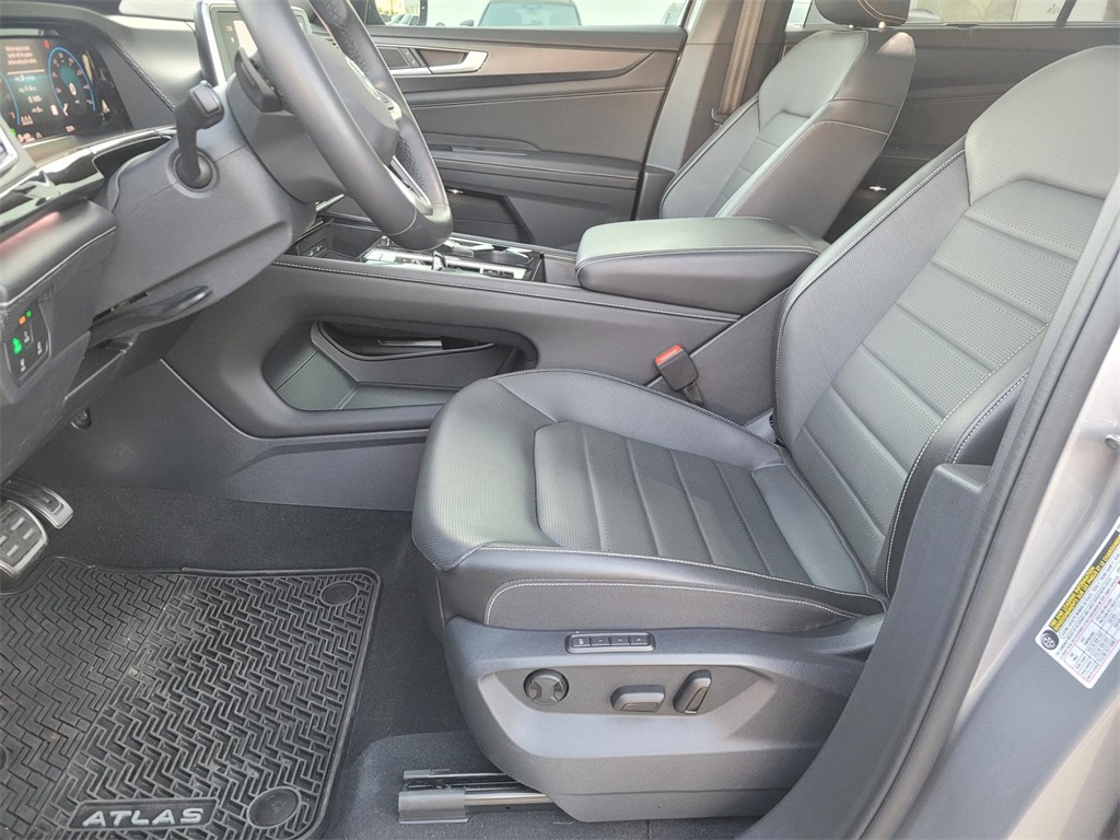 used 2025 Volkswagen Atlas Cross Sport car, priced at $42,300