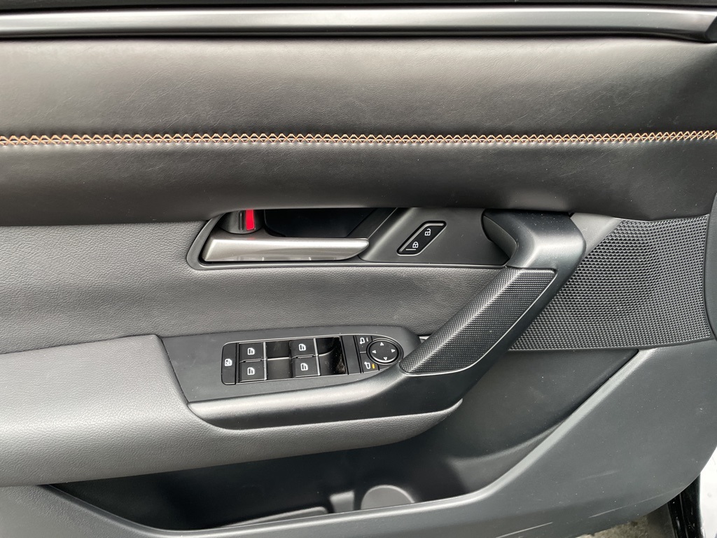 2025 Mazda CX-50 2.5 Premium photo 10