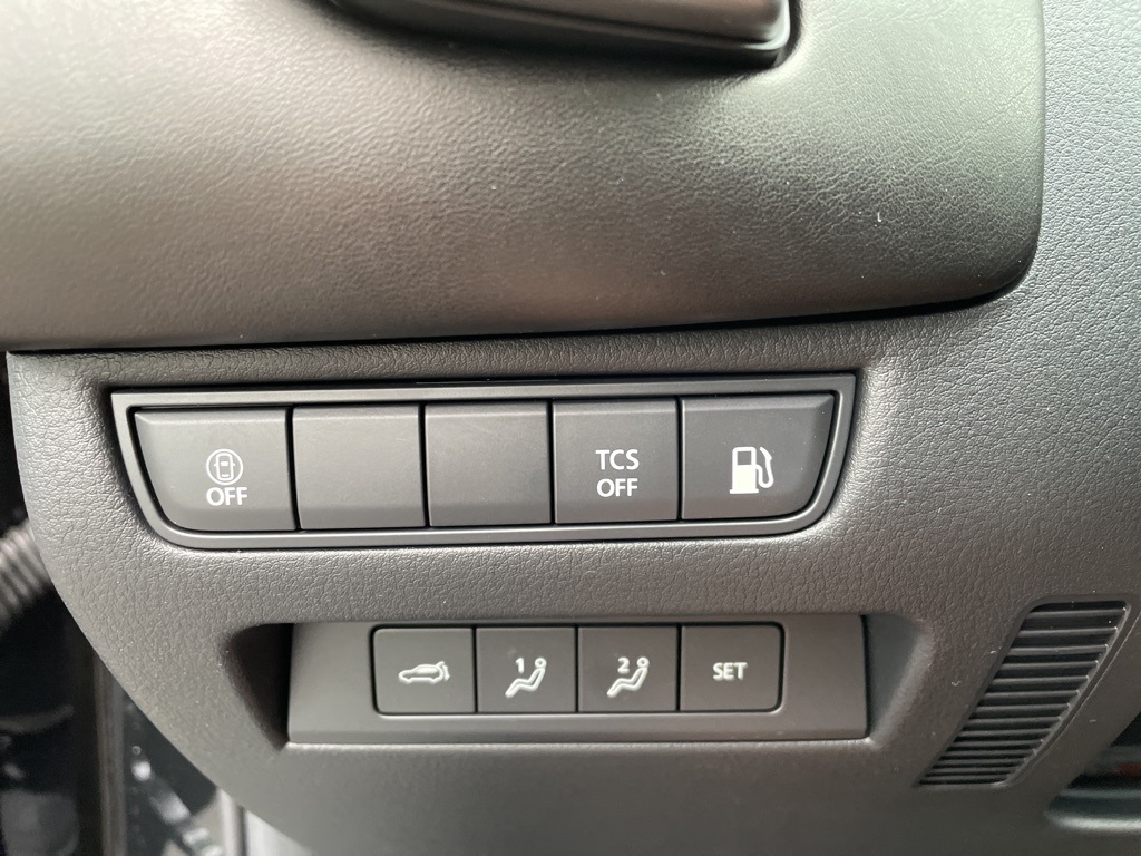 2025 Mazda CX-50 2.5 Premium photo 13