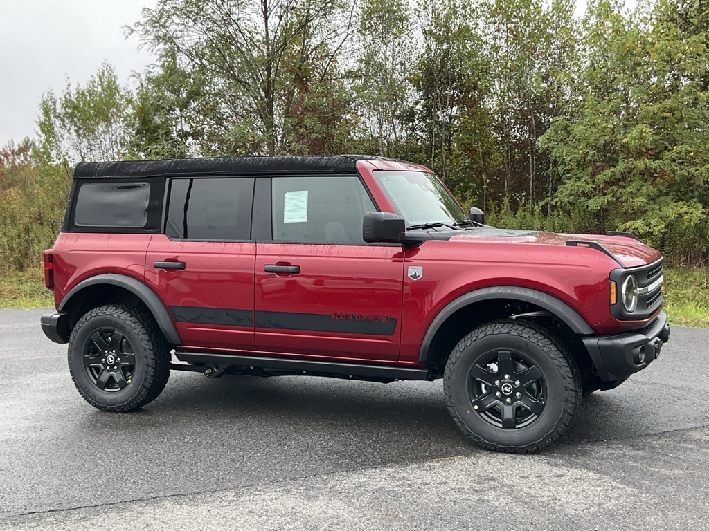 2025 Ford Bronco 4-Door Big Bend's photo