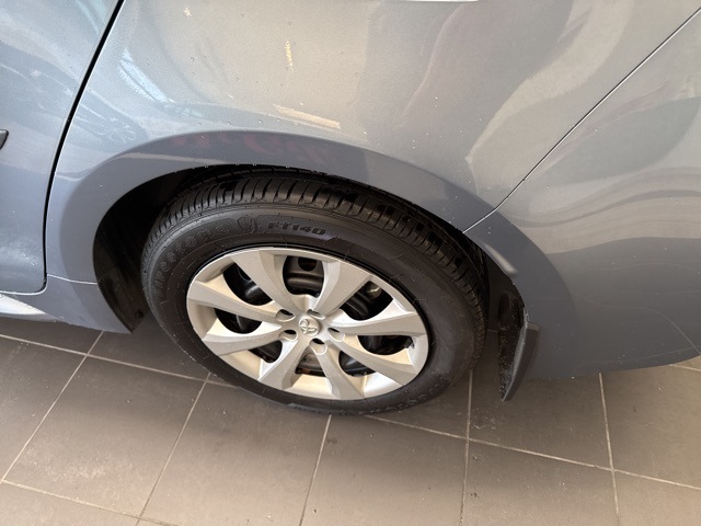 2025 Toyota Corolla LE photo 12