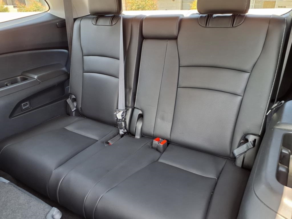 used 2022 Honda Pilot car, priced at $28,880