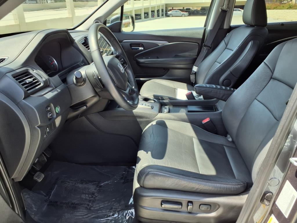 used 2022 Honda Pilot car, priced at $28,880