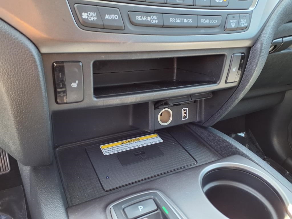 used 2022 Honda Pilot car, priced at $28,880