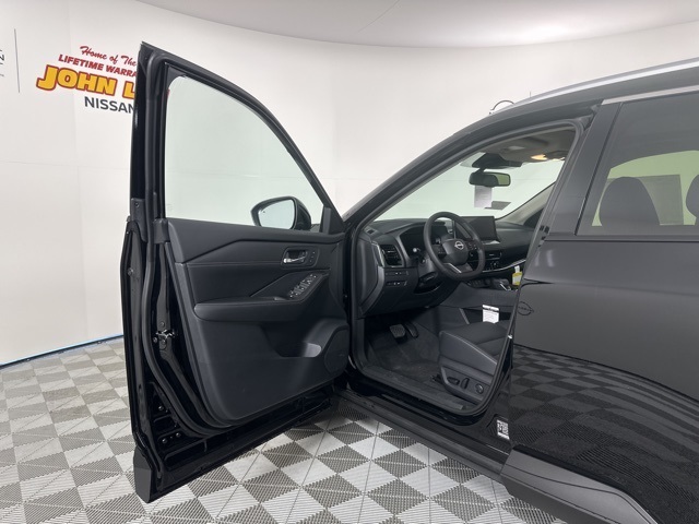2025 Super Black Nissan Rogue SL FWD SUV