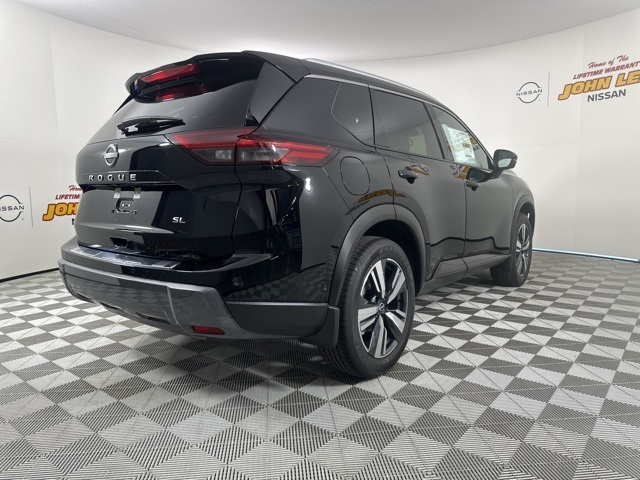 2025 Super Black Nissan Rogue SL FWD SUV