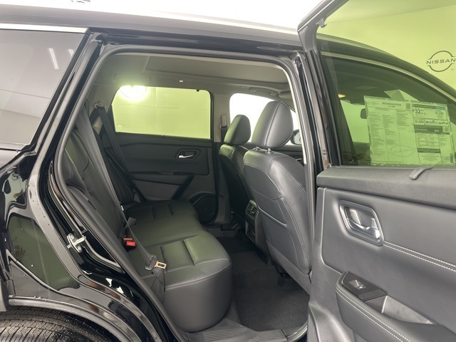 2025 Super Black Nissan Rogue SL FWD SUV