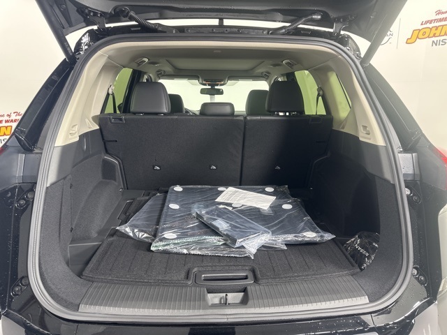 2025 Super Black Nissan Rogue SL FWD SUV