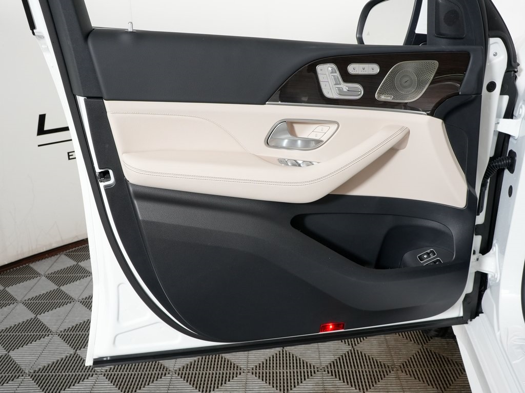 new 2026 Mercedes-Benz GLE car, priced at $80,255