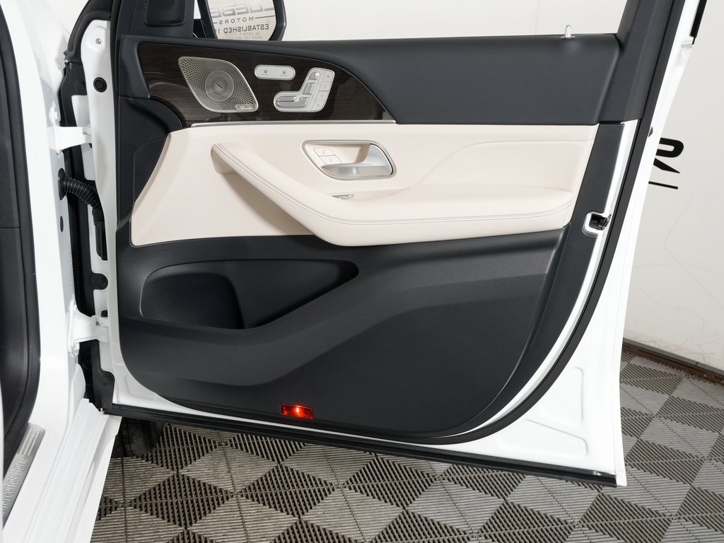 new 2026 Mercedes-Benz GLE car, priced at $80,255