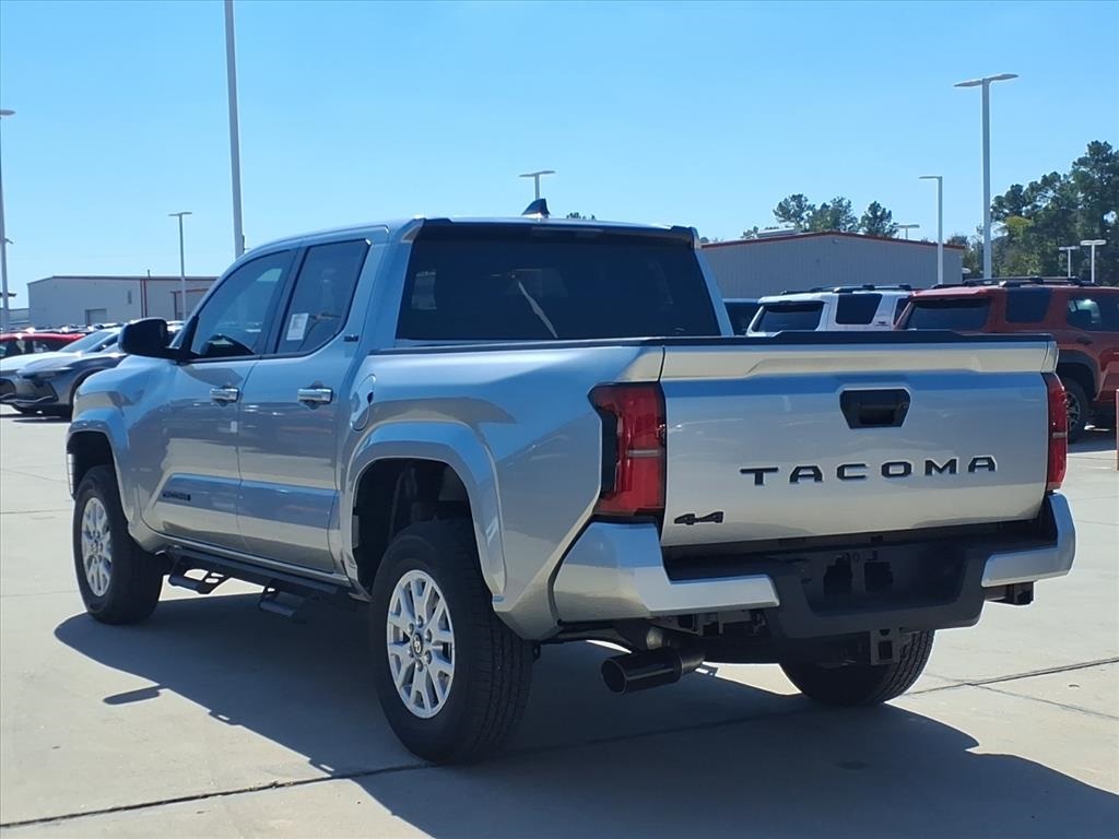 2025 Toyota Tacoma SR5 Double Cab photo 3