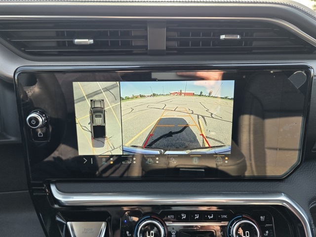 2023 GMC Sierra 1500 4WD Crew Cab Short Box Denali
