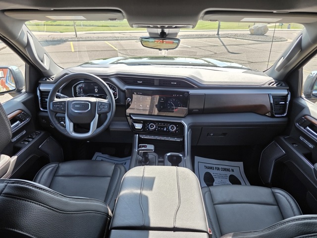 2023 GMC Sierra 1500 4WD Crew Cab Short Box Denali