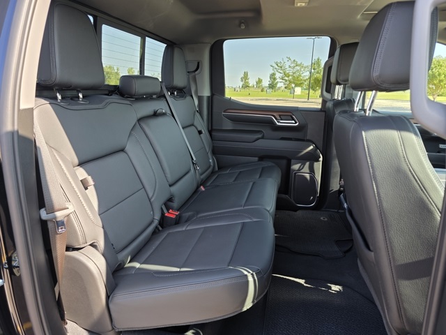 2023 GMC Sierra 1500 4WD Crew Cab Short Box Denali