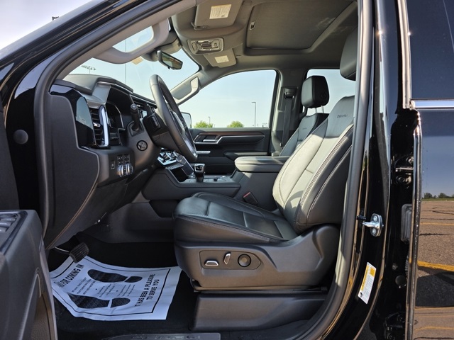 2023 GMC Sierra 1500 4WD Crew Cab Short Box Denali