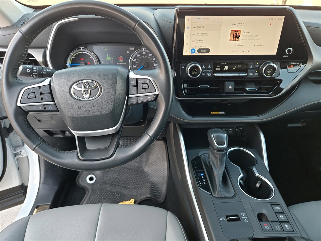 Used 2023 Toyota Highlander Hybrid SUV
