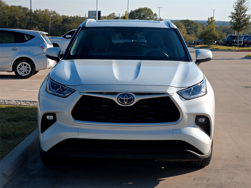 Used 2023 Toyota Highlander Hybrid SUV